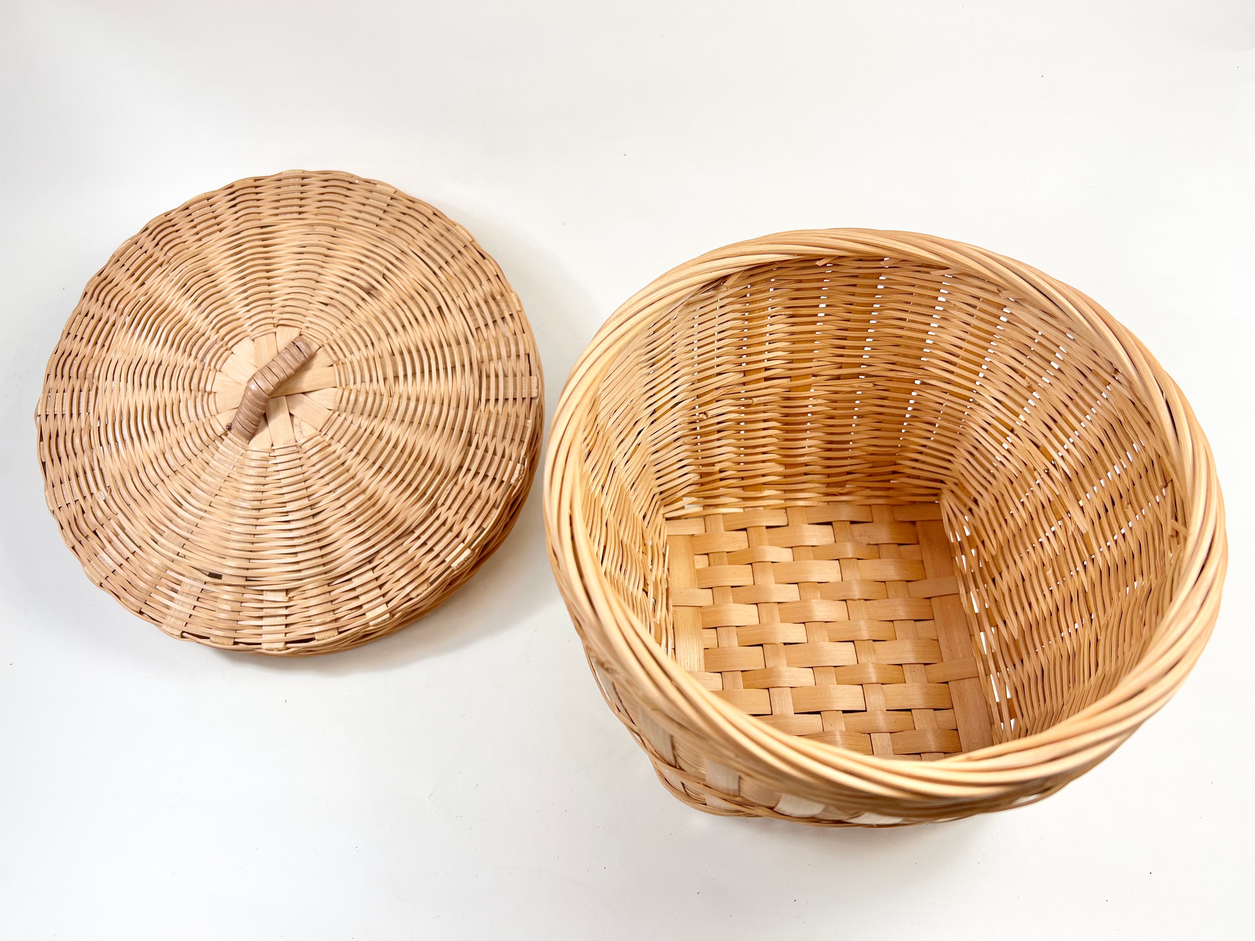 Small Lidded Wicker Basket