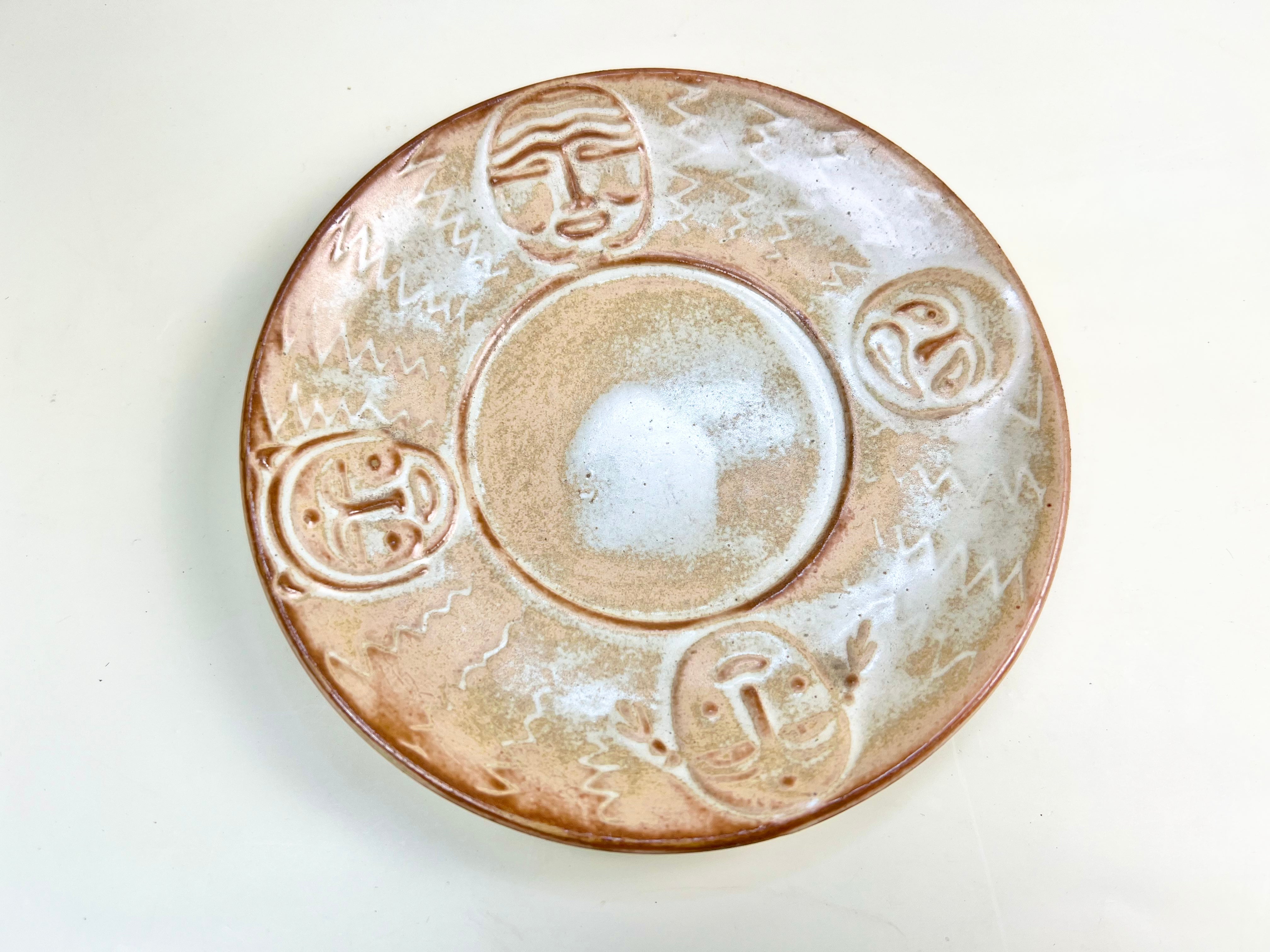 Beige Glazed Studio Pottery Saucer with 4 Faces